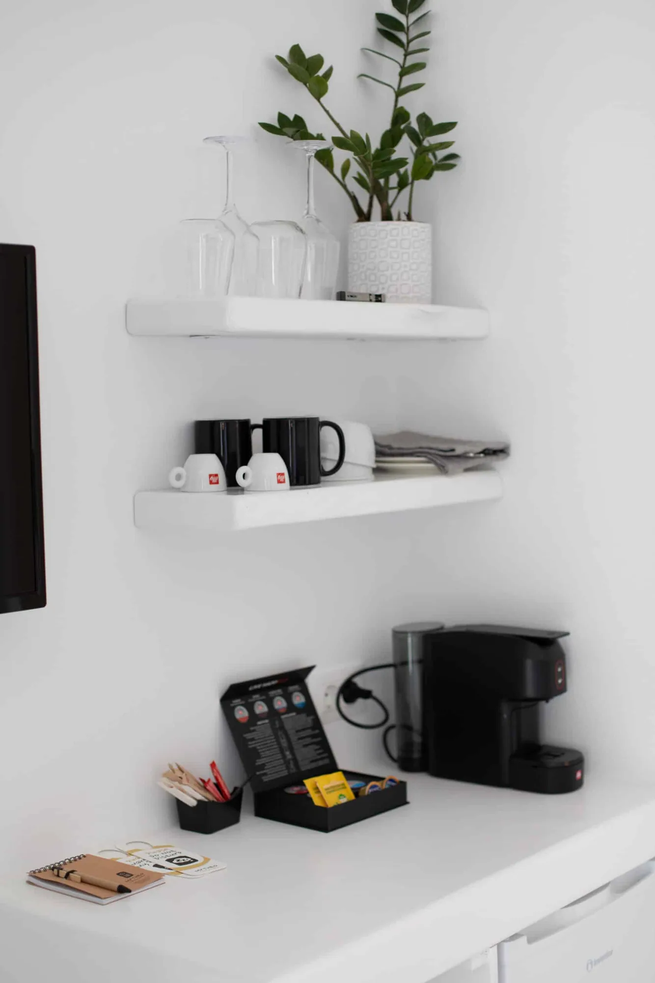 Coffee corner with espresso machine